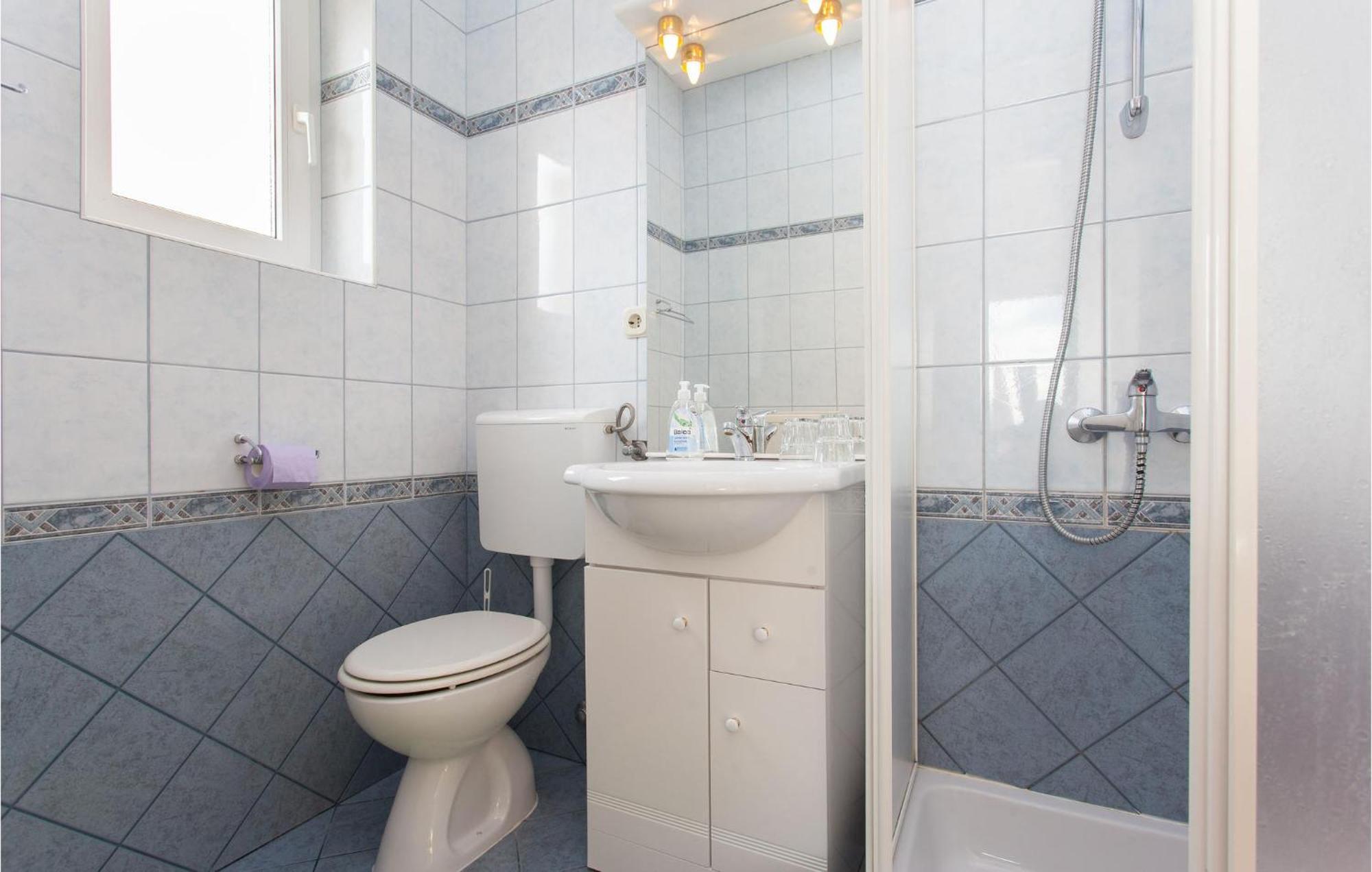 Stunning Apartment In Kornic With House Sea View Exteriör bild